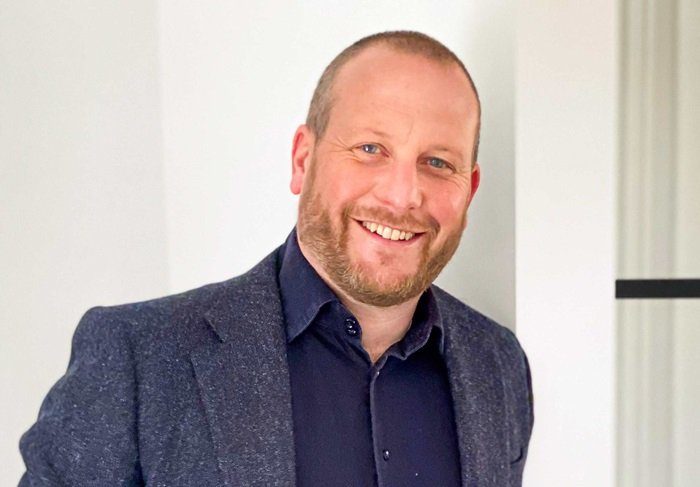 /media/fgjbejwc/jamie-cooke_warner-bros