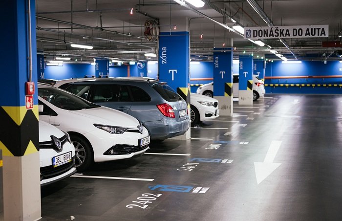 /media/14348/westfield_chodov_parkoviště