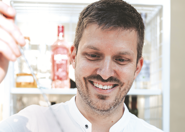 /media/kcdfdkkf/janmartinik