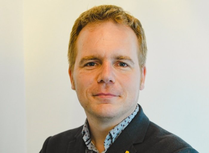 /media/26270/martin-luhan-web-2-of-3