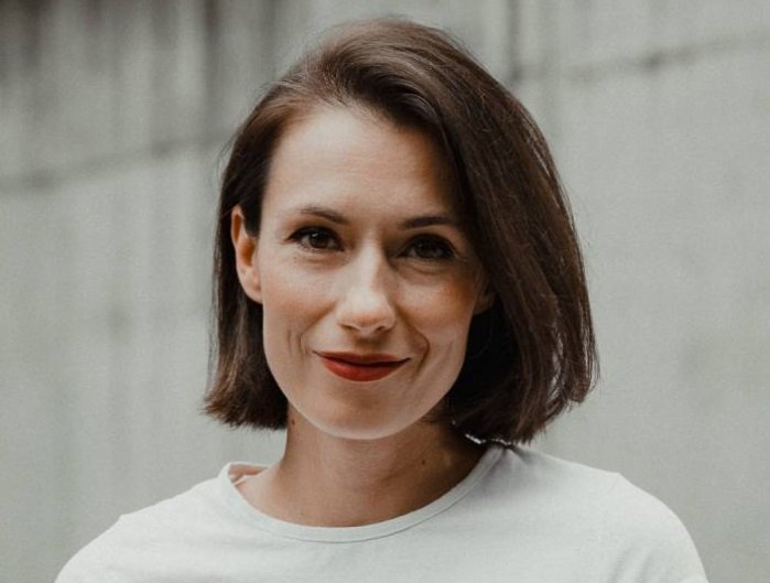 /media/3fpes2nn/anna-bohonok