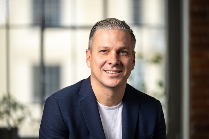 /media/yeflbxnc/vaclav-palecek_warner-tv