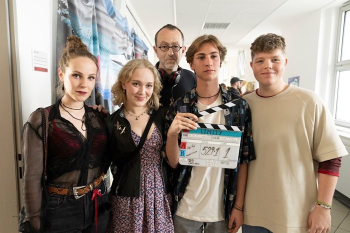 /media/szejmynt/čt_-limity_-první-klapka_l-netušilová-n-kylarová-p-zelenka-m-dolanský-p-komínek_foto-miroslav-kučera