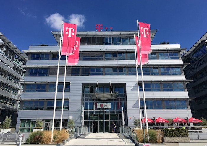 /media/16537/tmobile