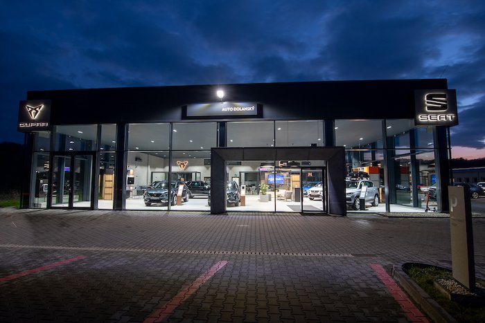 /media/23199/cupragarage