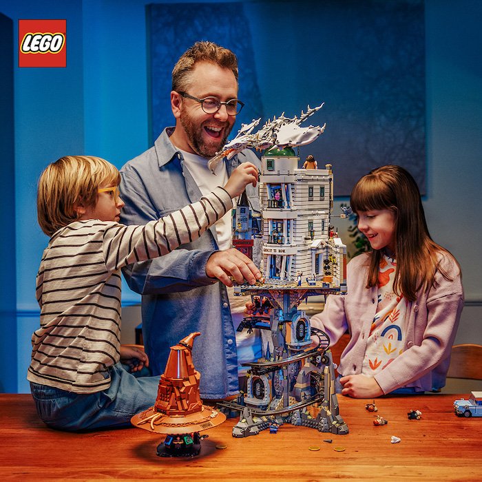 /media/lioikez4/gifting_static_feed_1x1_fantasy_and_heores_harrypotter_consideration