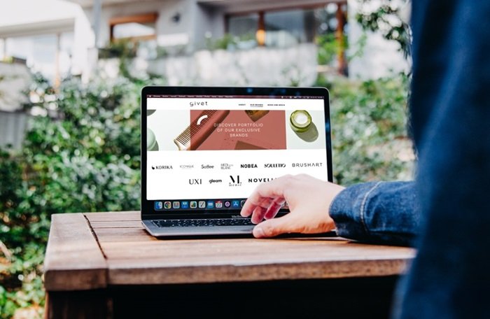 /media/0mmpjor0/boomerang