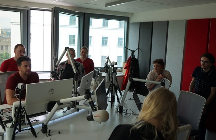 /media/q2zawbyy/rdiohouse